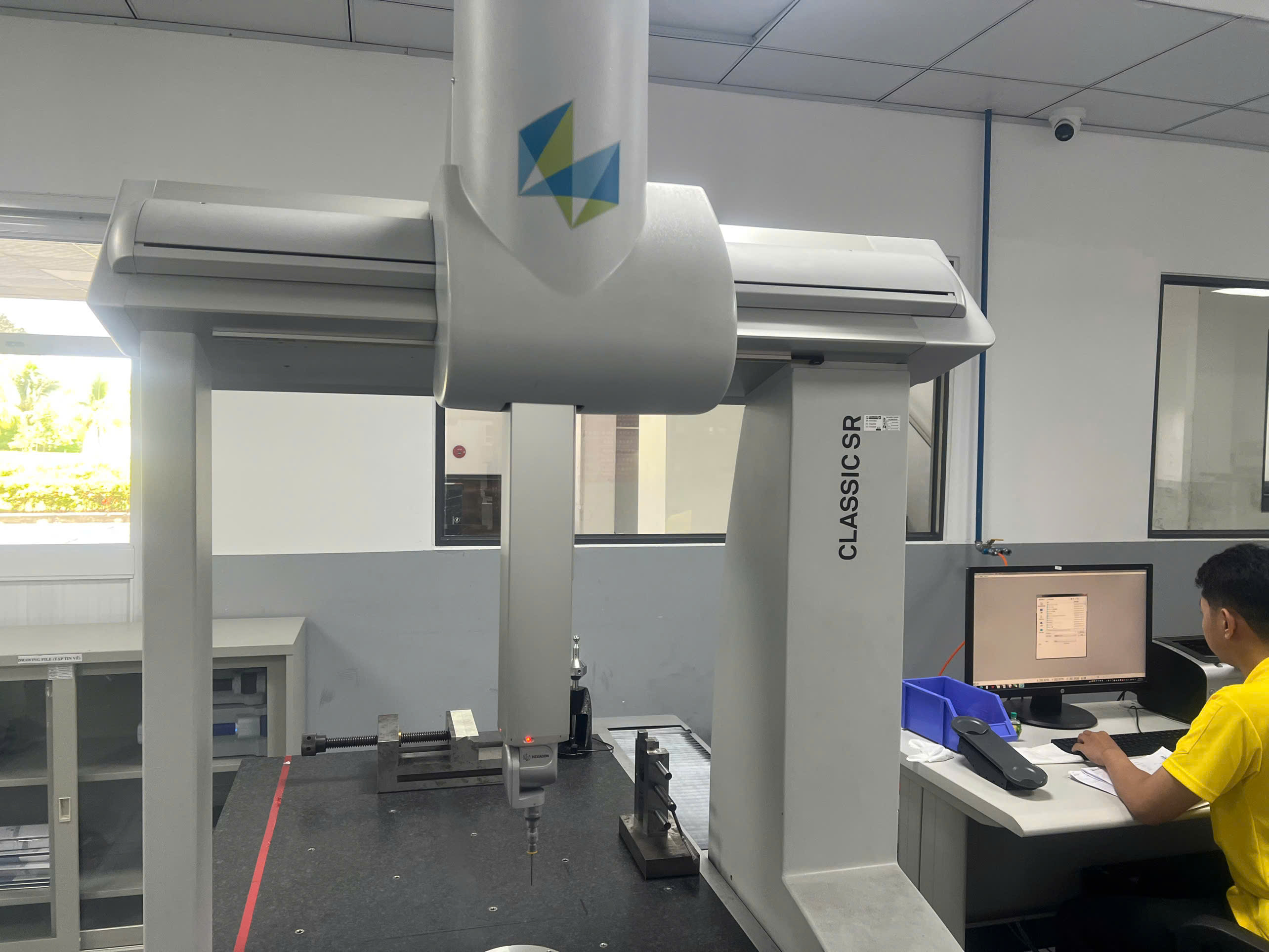 CMM machine 2
